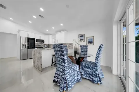 2020 58th Avenue S St Petersburg FL 33712