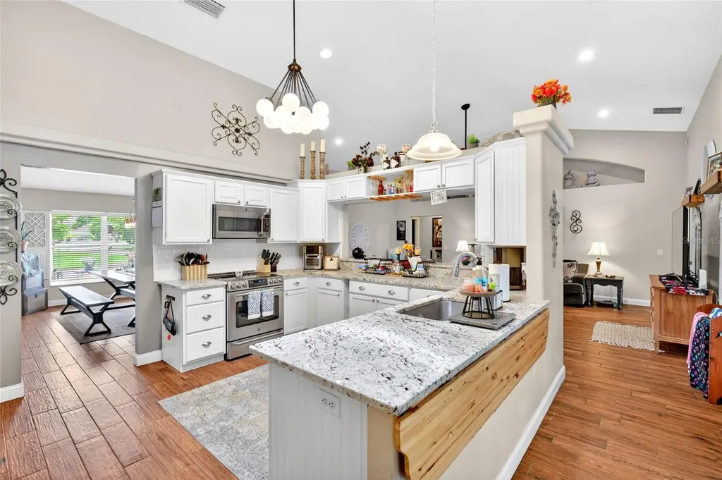 2408 SE 23rd Place Ocala FL 34471