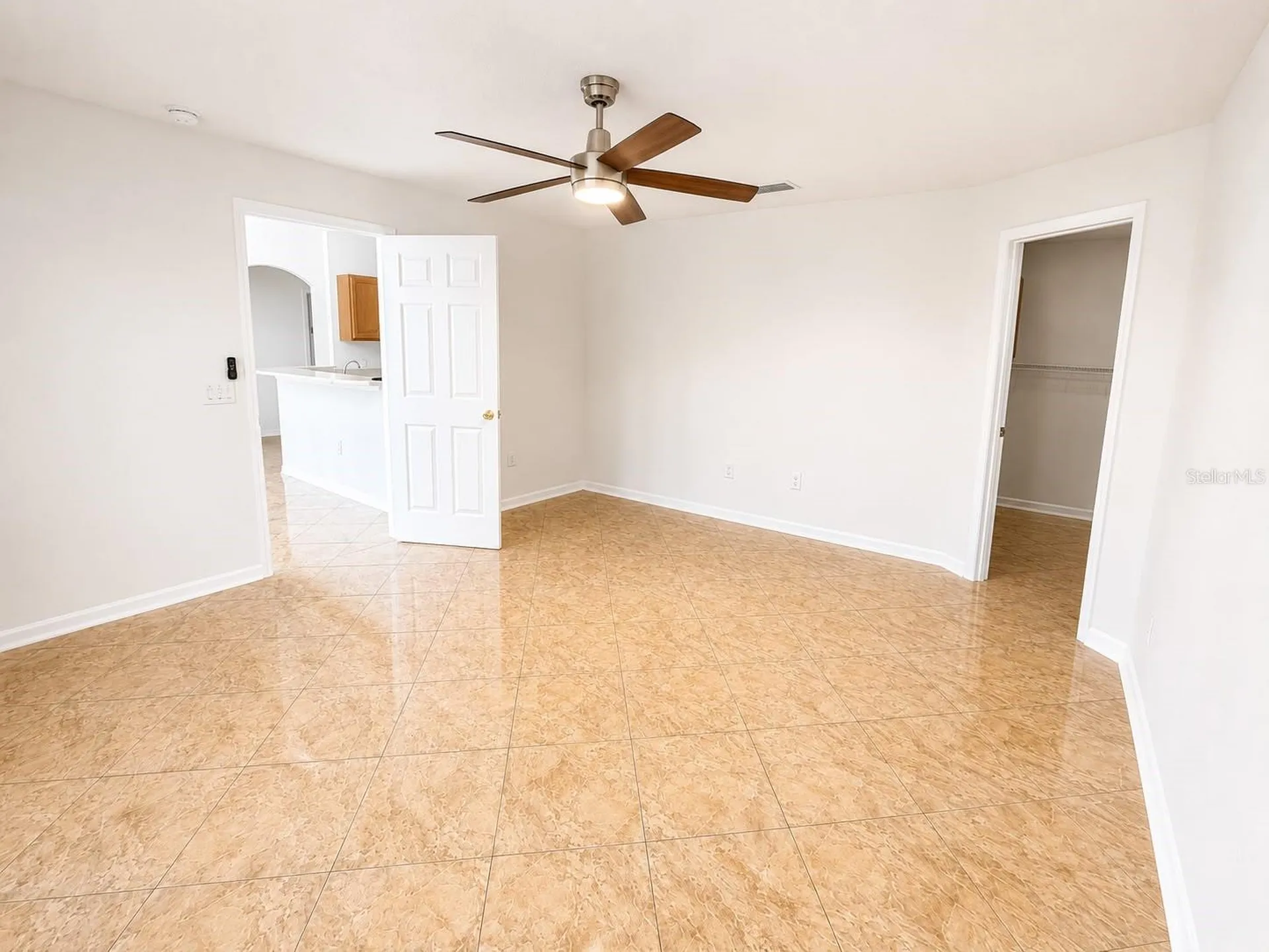 320 Paradise Woods Place Davenport FL 33896