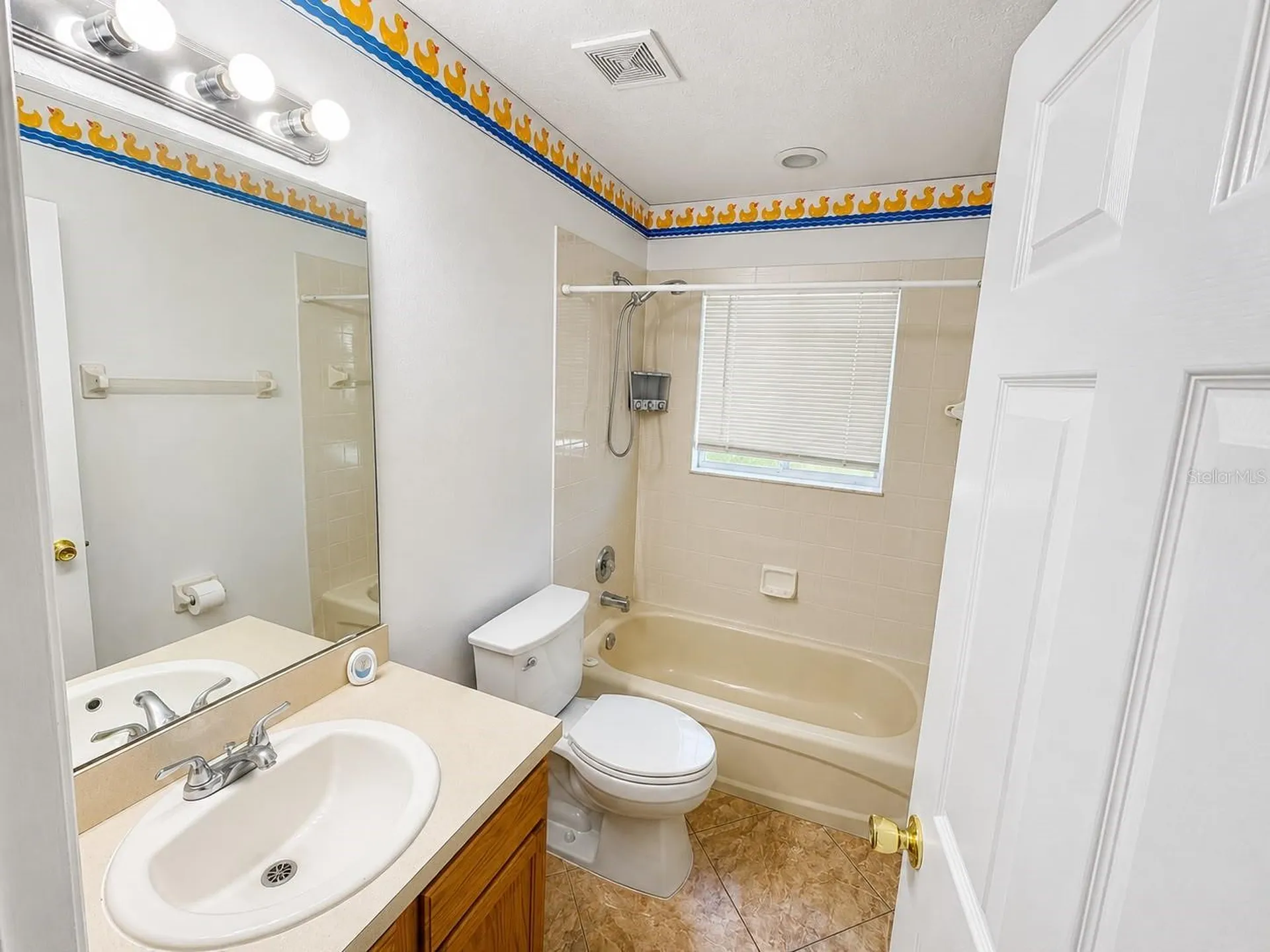 320 Paradise Woods Place Davenport FL 33896