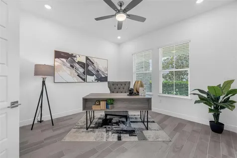 7446 Alpine Butterfly Lane Orlando FL 32819