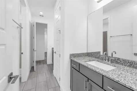 7446 Alpine Butterfly Lane Orlando FL 32819