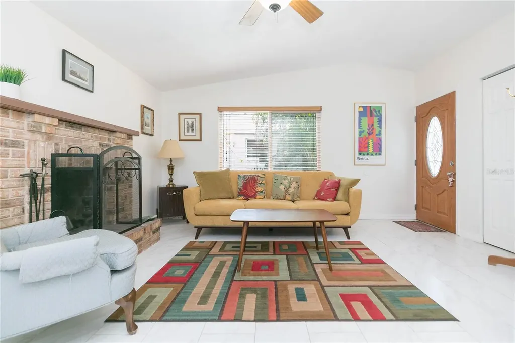 9217 Spy Glass Court Tampa FL 33615