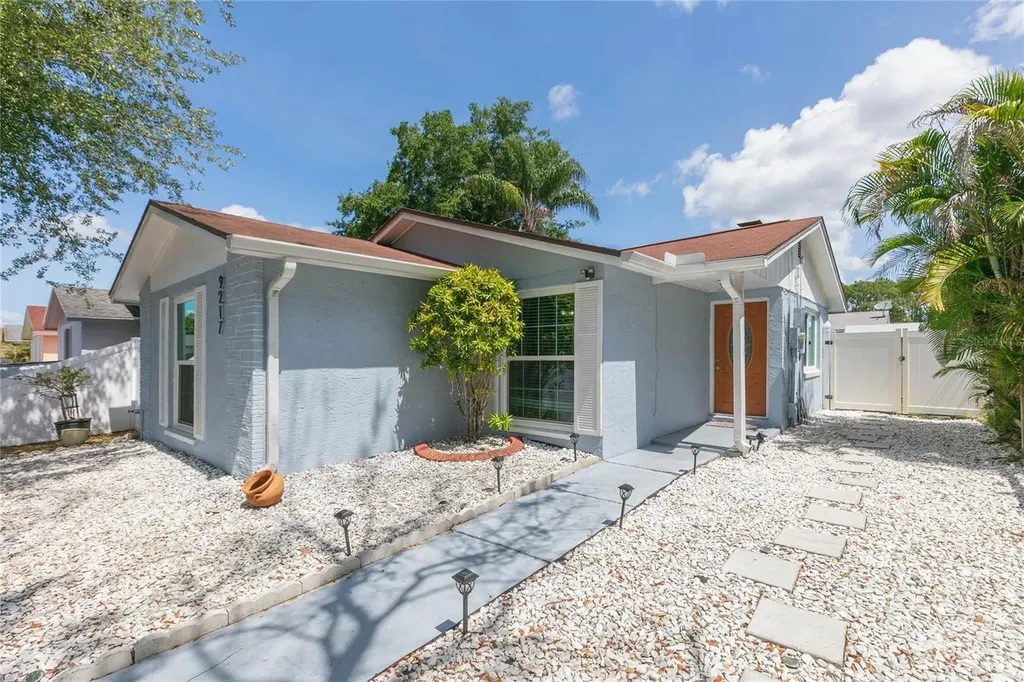9217 Spy Glass Court Tampa FL 33615