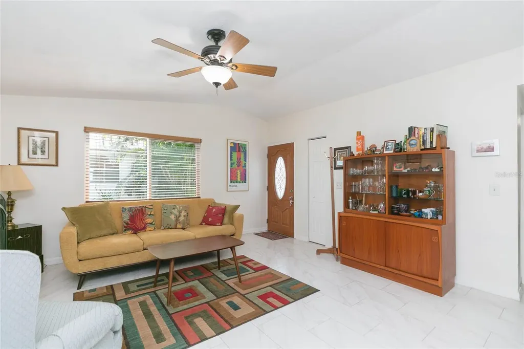 9217 Spy Glass Court Tampa FL 33615