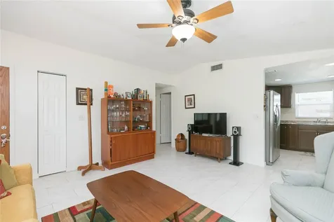 9217 Spy Glass Court Tampa FL 33615