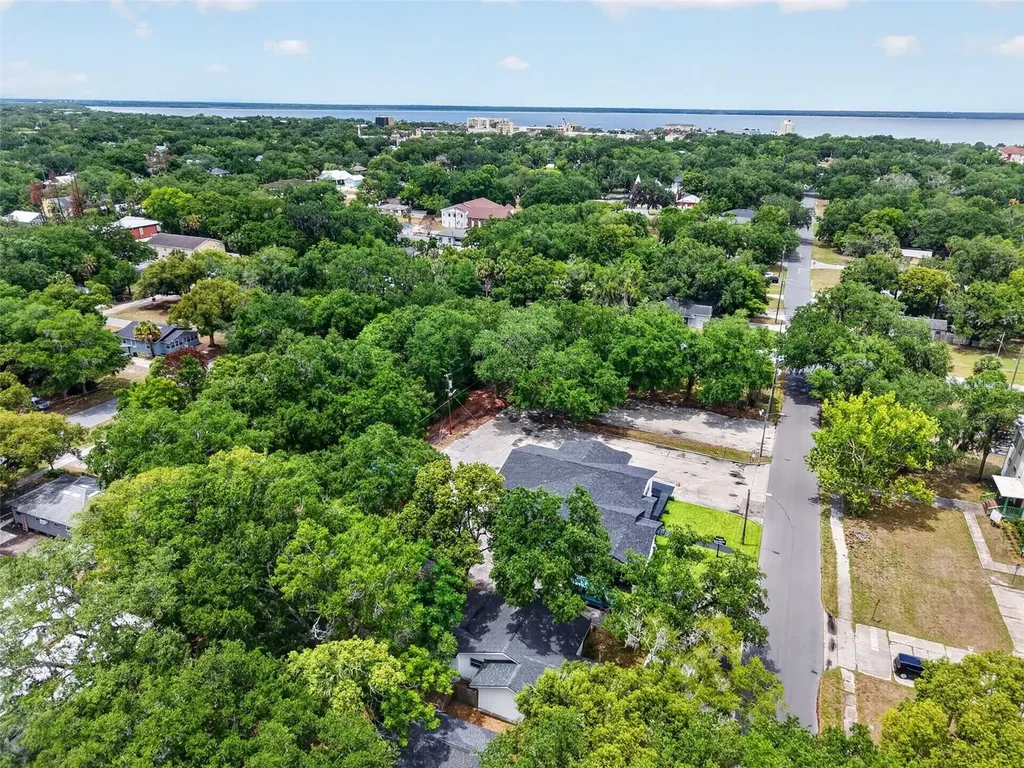 1114 Pine Avenue Sanford FL 32771