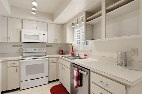6132 29th Avenue W Bradenton FL 34209