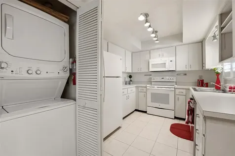 6132 29th Avenue W Bradenton FL 34209