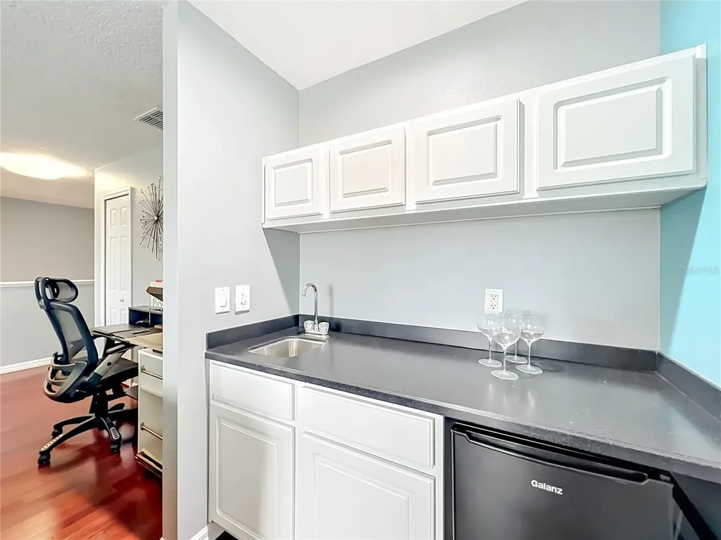 2627 Lakemoor Drive Orlando FL 32828