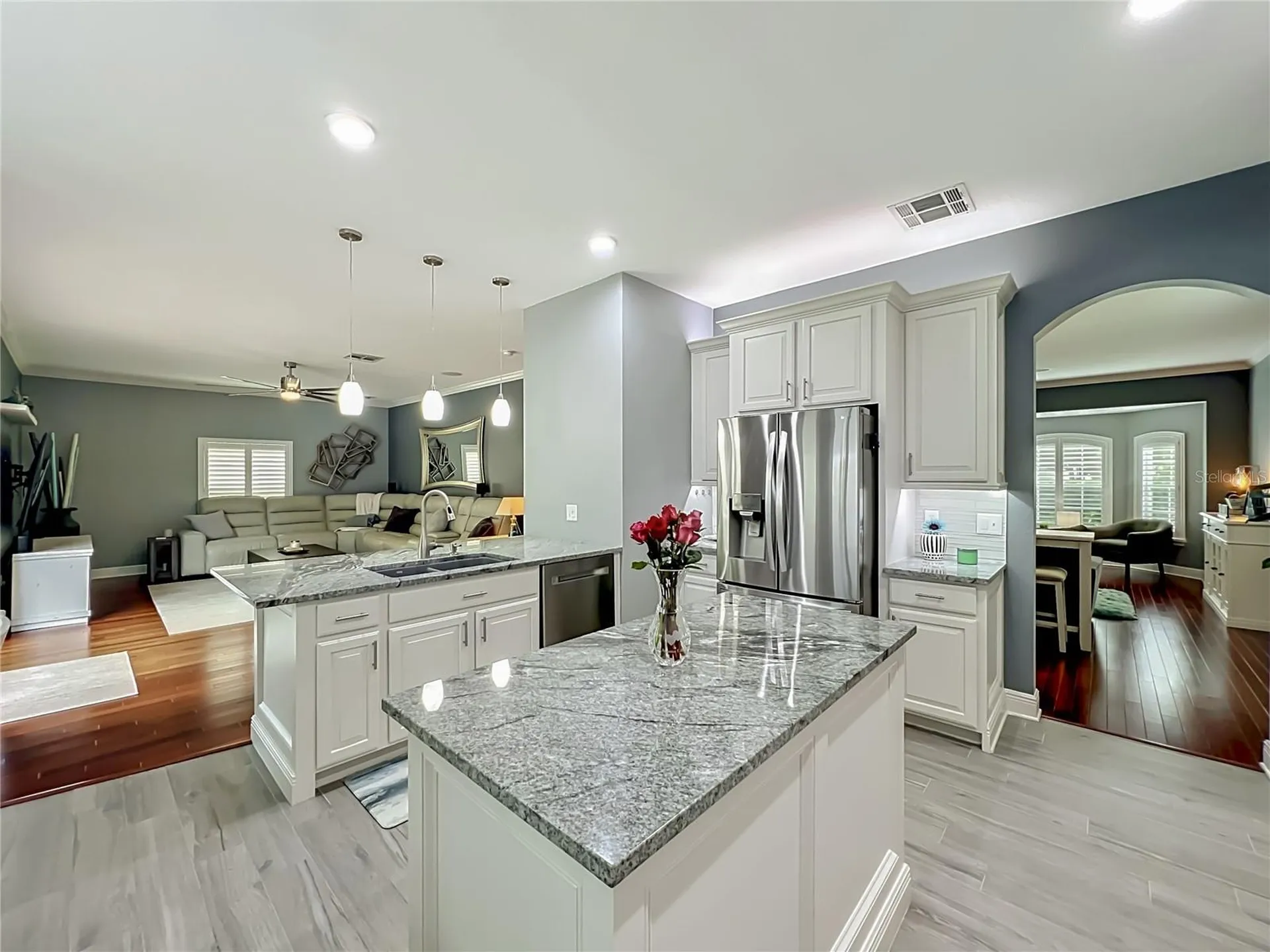 2627 Lakemoor Drive Orlando FL 32828
