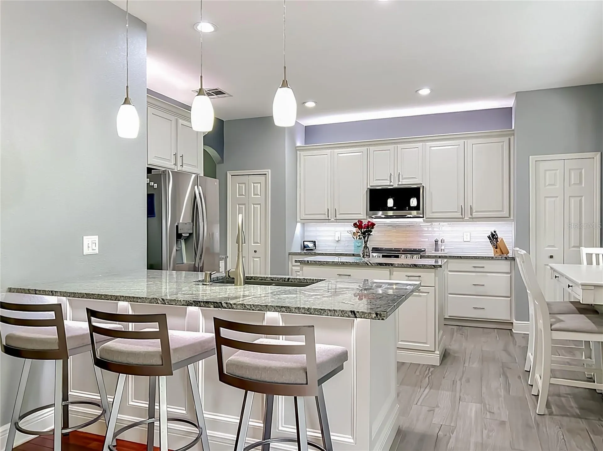 2627 Lakemoor Drive Orlando FL 32828