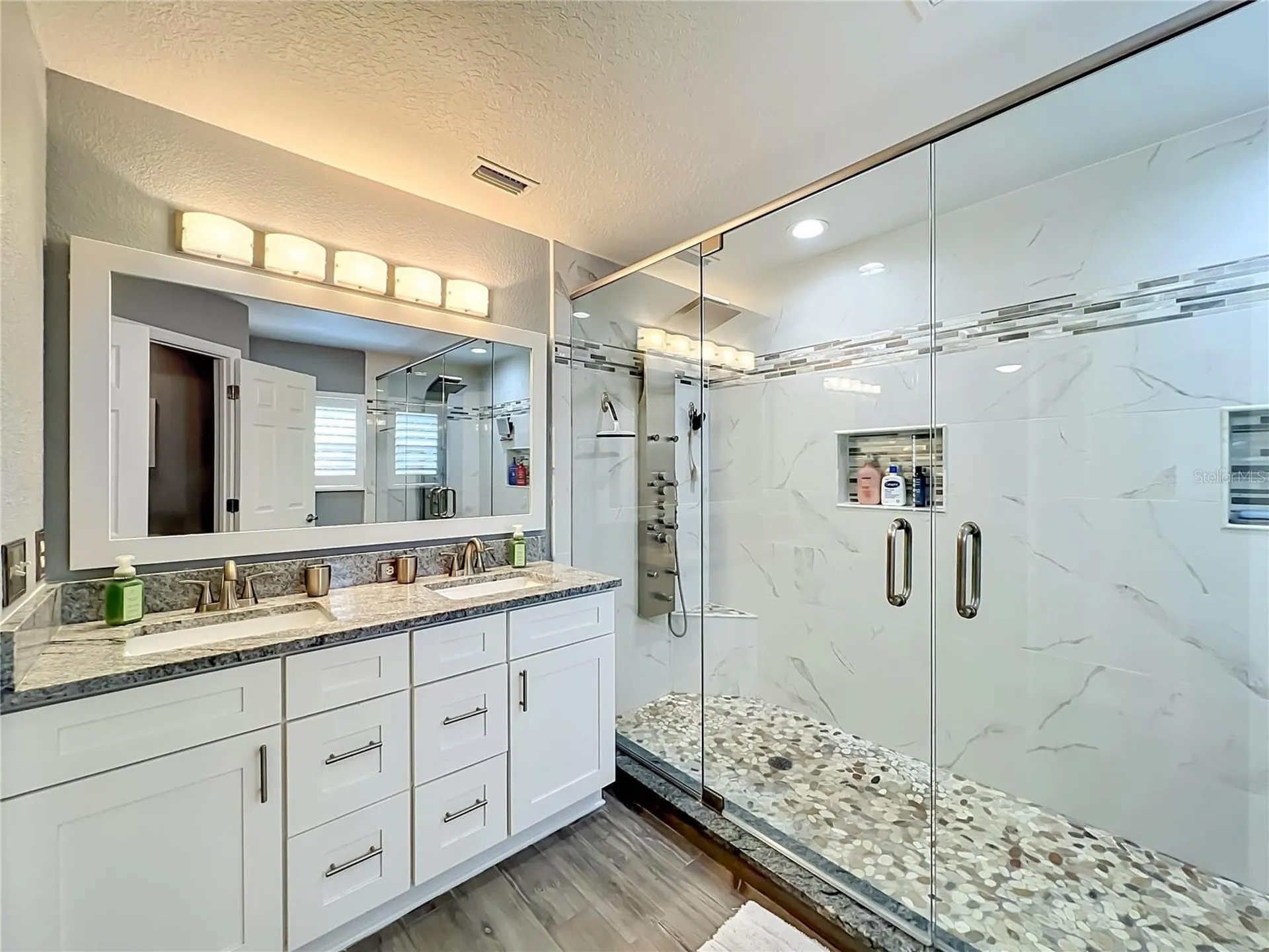 2627 Lakemoor Drive Orlando FL 32828
