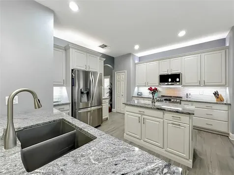 2627 Lakemoor Drive Orlando FL 32828