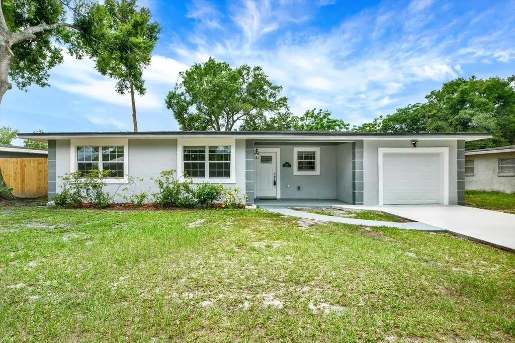 4521 Tarpon Drive Tampa FL 33617
