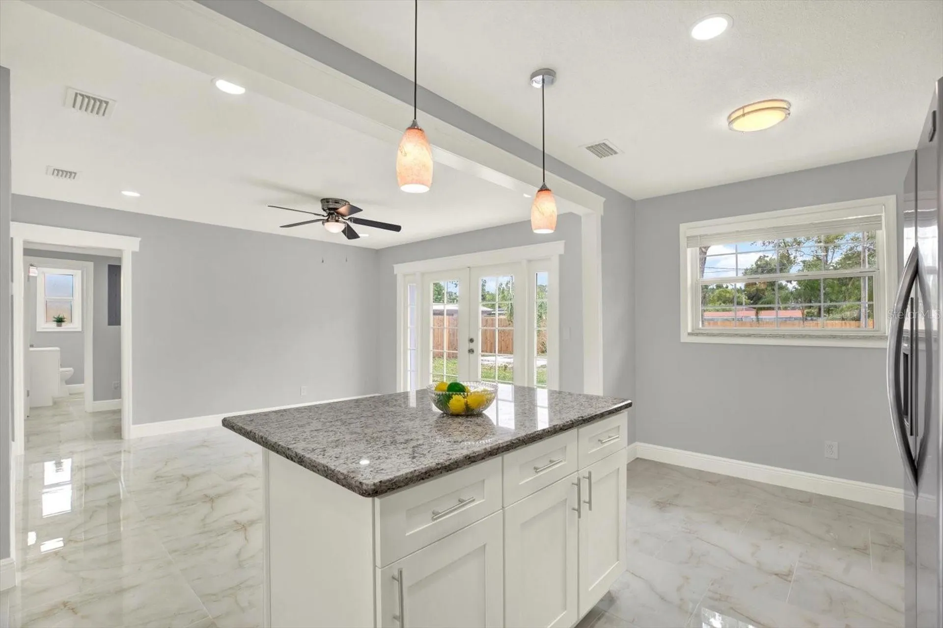 4521 Tarpon Drive Tampa FL 33617