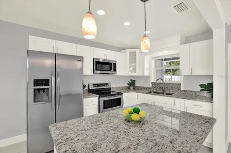 4521 Tarpon Drive Tampa FL 33617