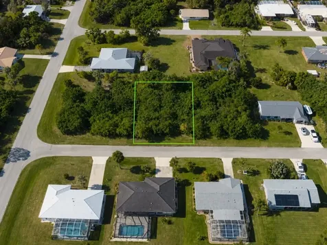 4245 Cockrell Port Charlotte FL 33948