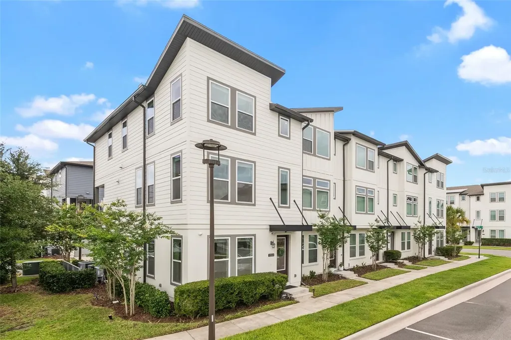 12551 Willstatter Avenue Orlando FL 32827