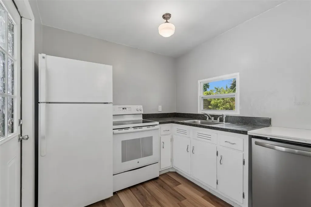 11136 104th Street Largo FL 33773
