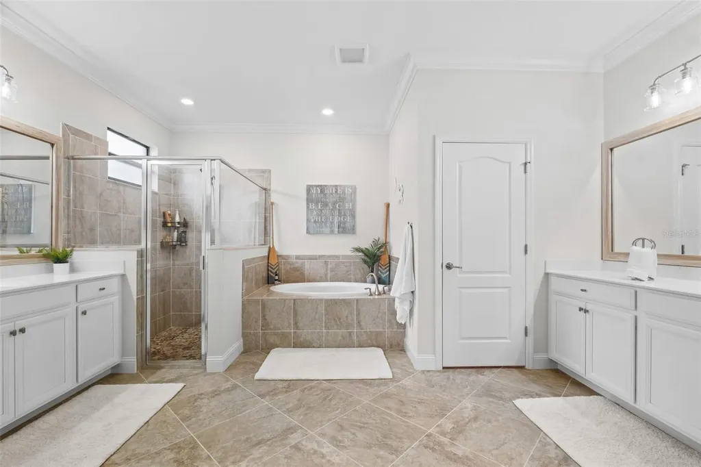6522 Rosehill Farm Run Bradenton FL 34211