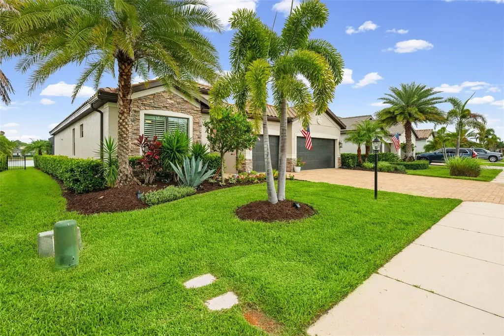6522 Rosehill Farm Run Bradenton FL 34211