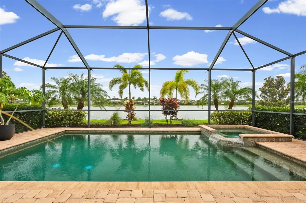 6522 Rosehill Farm Run Bradenton FL 34211