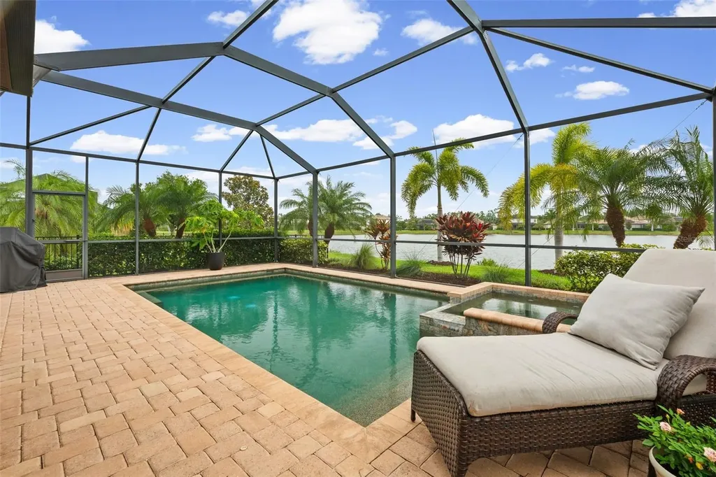 6522 Rosehill Farm Run Bradenton FL 34211