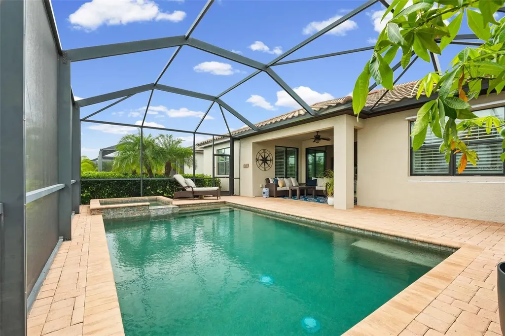 6522 Rosehill Farm Run Bradenton FL 34211
