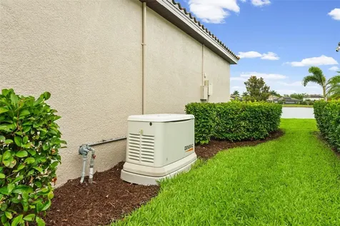 6522 Rosehill Farm Run Bradenton FL 34211