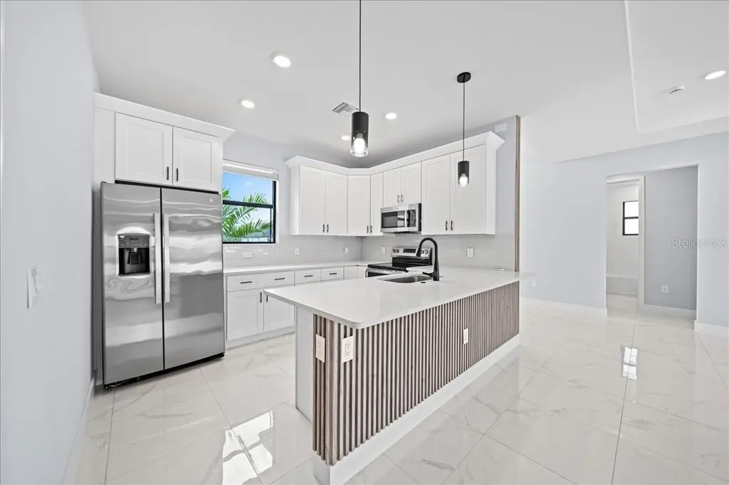 224 Chiquita Boulevard N Cape Coral FL 33993