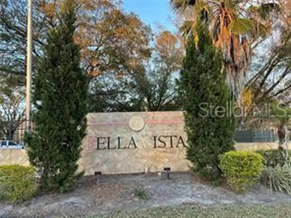 401 Fountainhead Circle Kissimmee FL 34741
