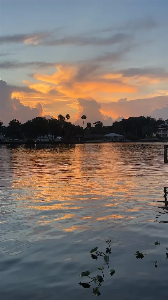 1640 Juno Trail Astor FL 32102