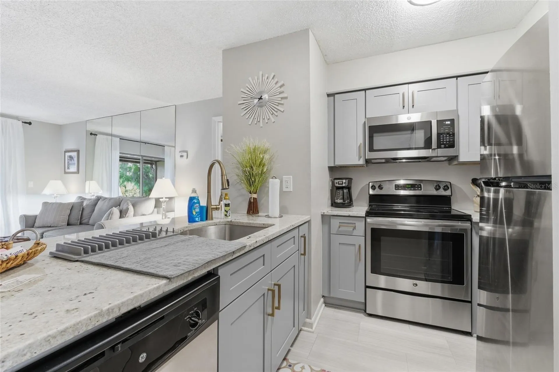 6046 Topher Trail Mulberry FL 33860