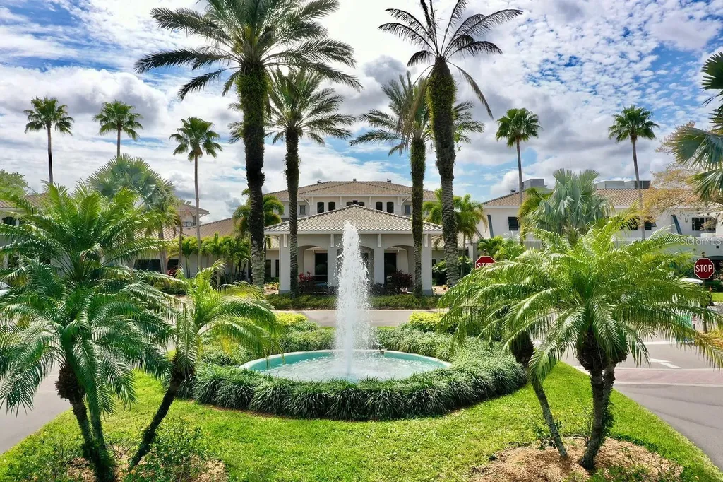 2106 Harringay Street Sun City Center FL 33573
