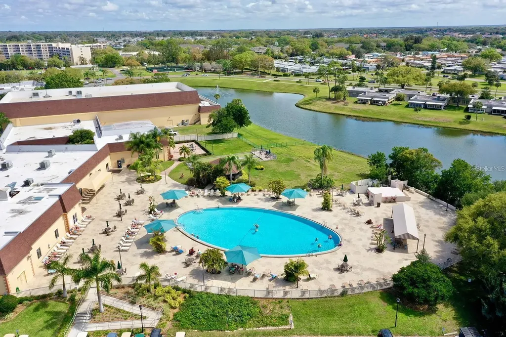 2106 Harringay Street Sun City Center FL 33573