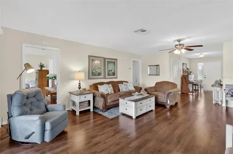 2106 Harringay Street Sun City Center FL 33573