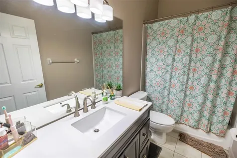 18958 Duquesne Drive Tampa FL 33647