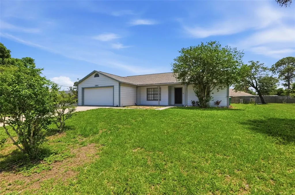 1591 Malaluka Street Deltona FL 32725