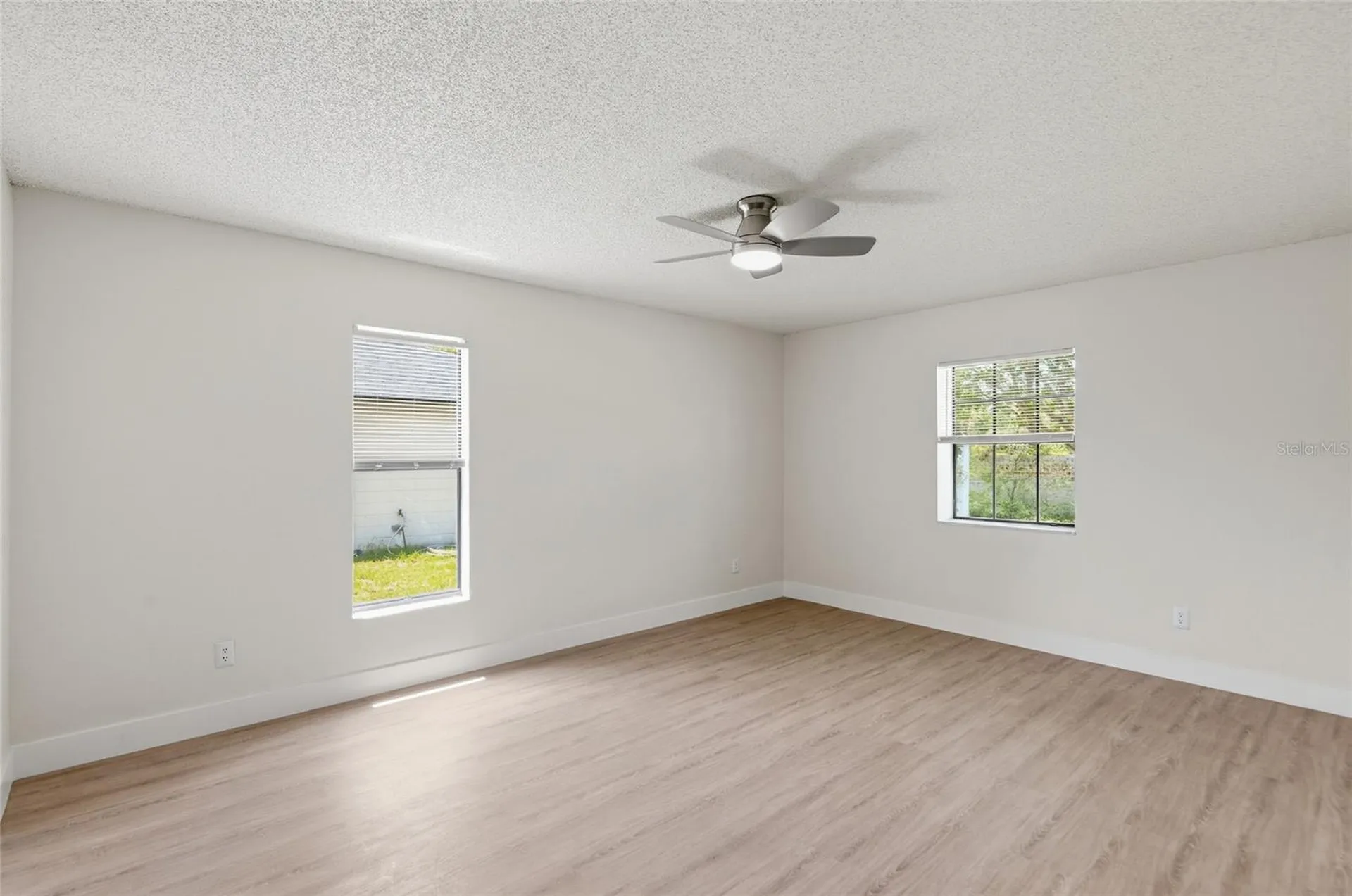 1591 Malaluka Street Deltona FL 32725