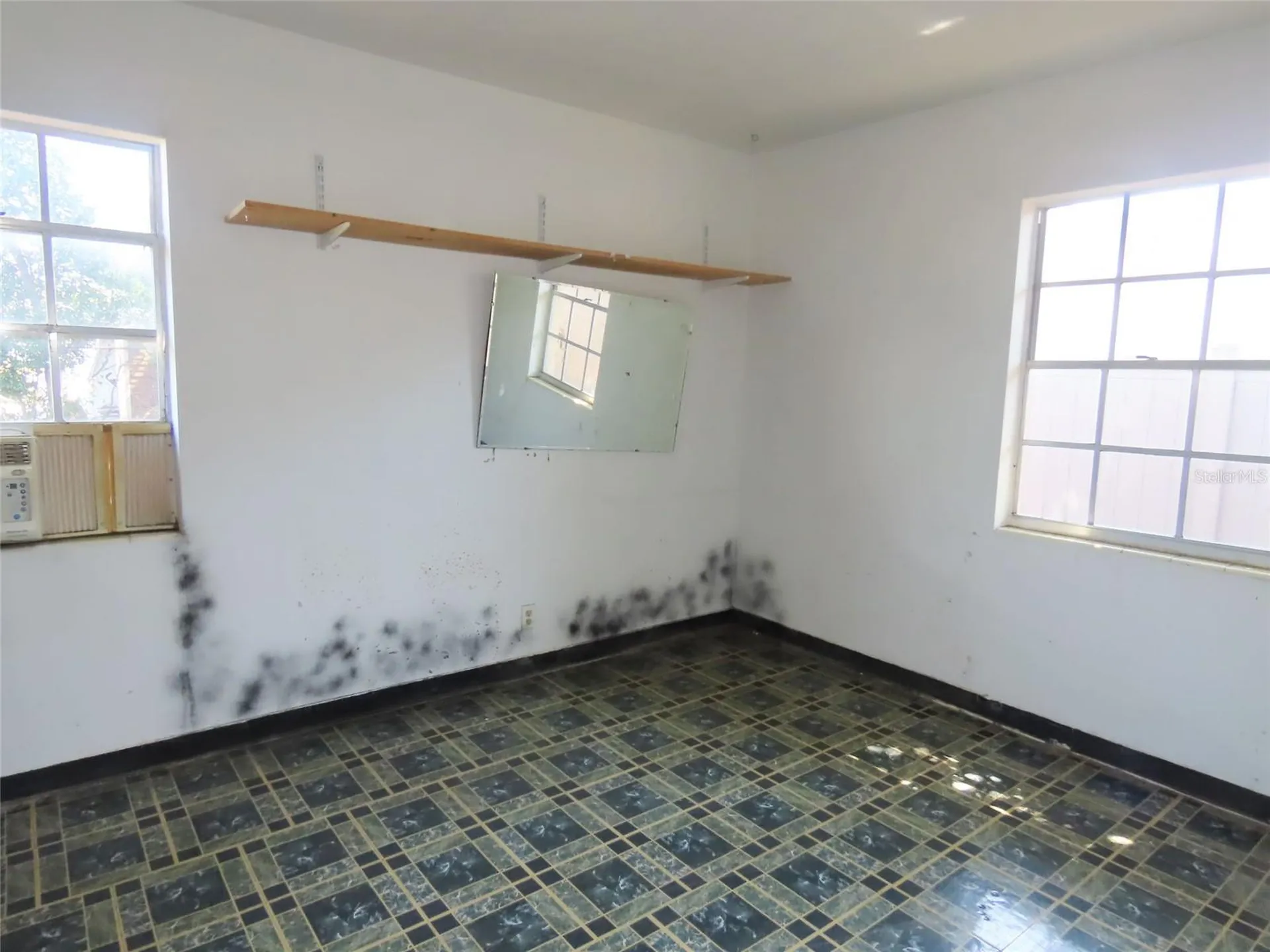 3911 W Leila Avenue Tampa FL 33616
