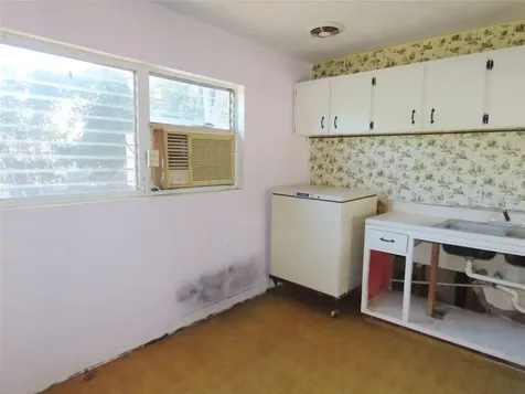 3911 W Leila Avenue Tampa FL 33616