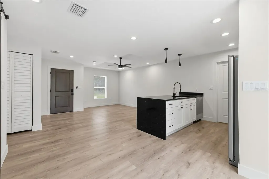 9590 W Tennessee Lane Crystal River FL 34428