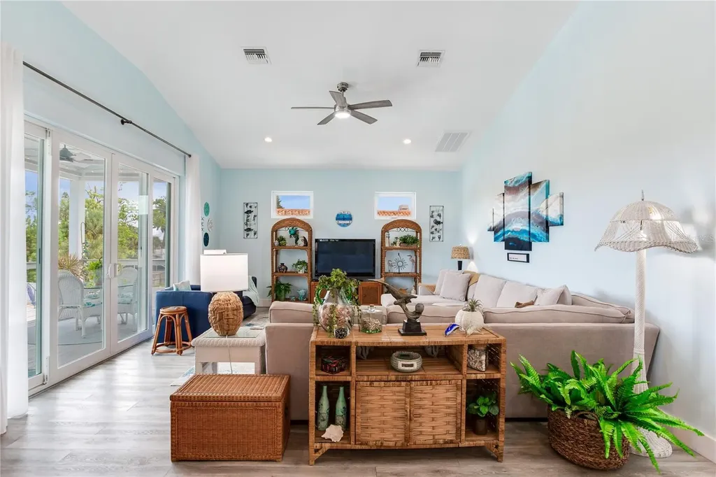 15808 Redington Drive Redington Beach FL 33708
