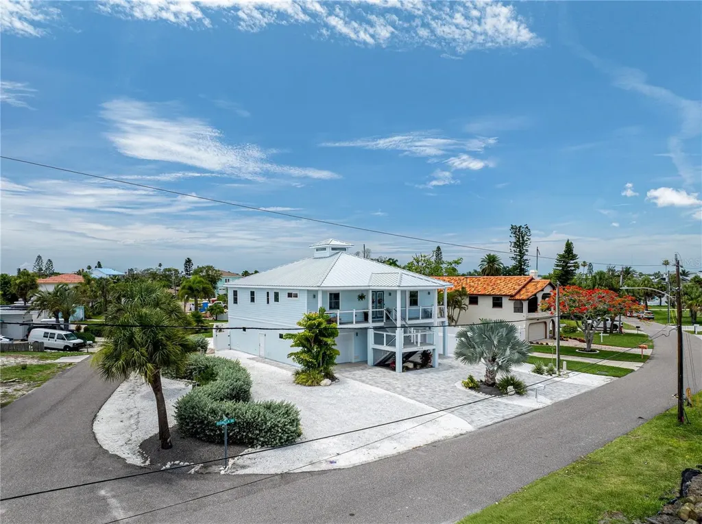 15808 Redington Drive Redington Beach FL 33708
