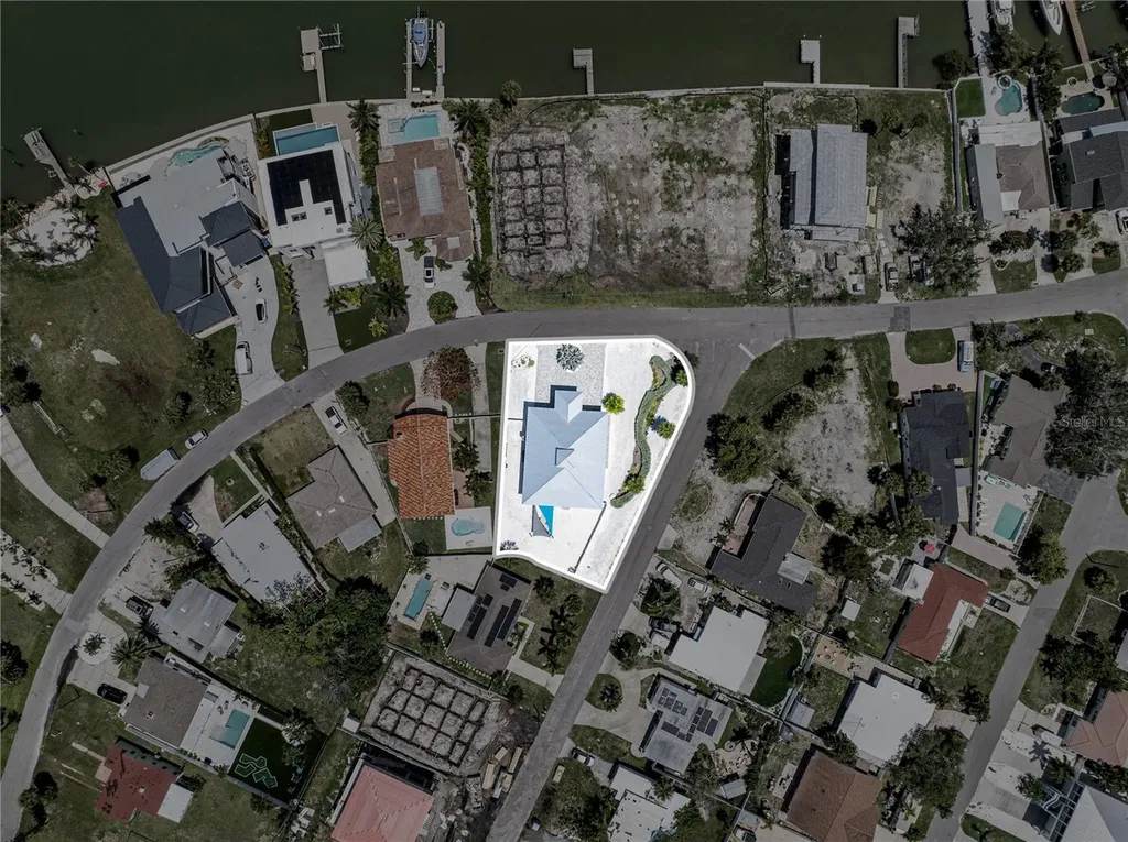 15808 Redington Drive Redington Beach FL 33708