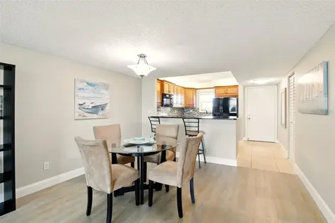 7625 Sun Island Drive S South Pasadena FL 33707