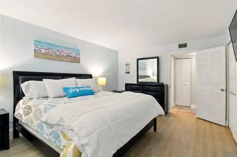 7625 Sun Island Drive S South Pasadena FL 33707