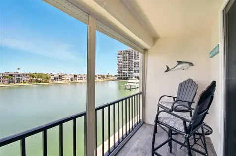 7625 Sun Island Drive S South Pasadena FL 33707