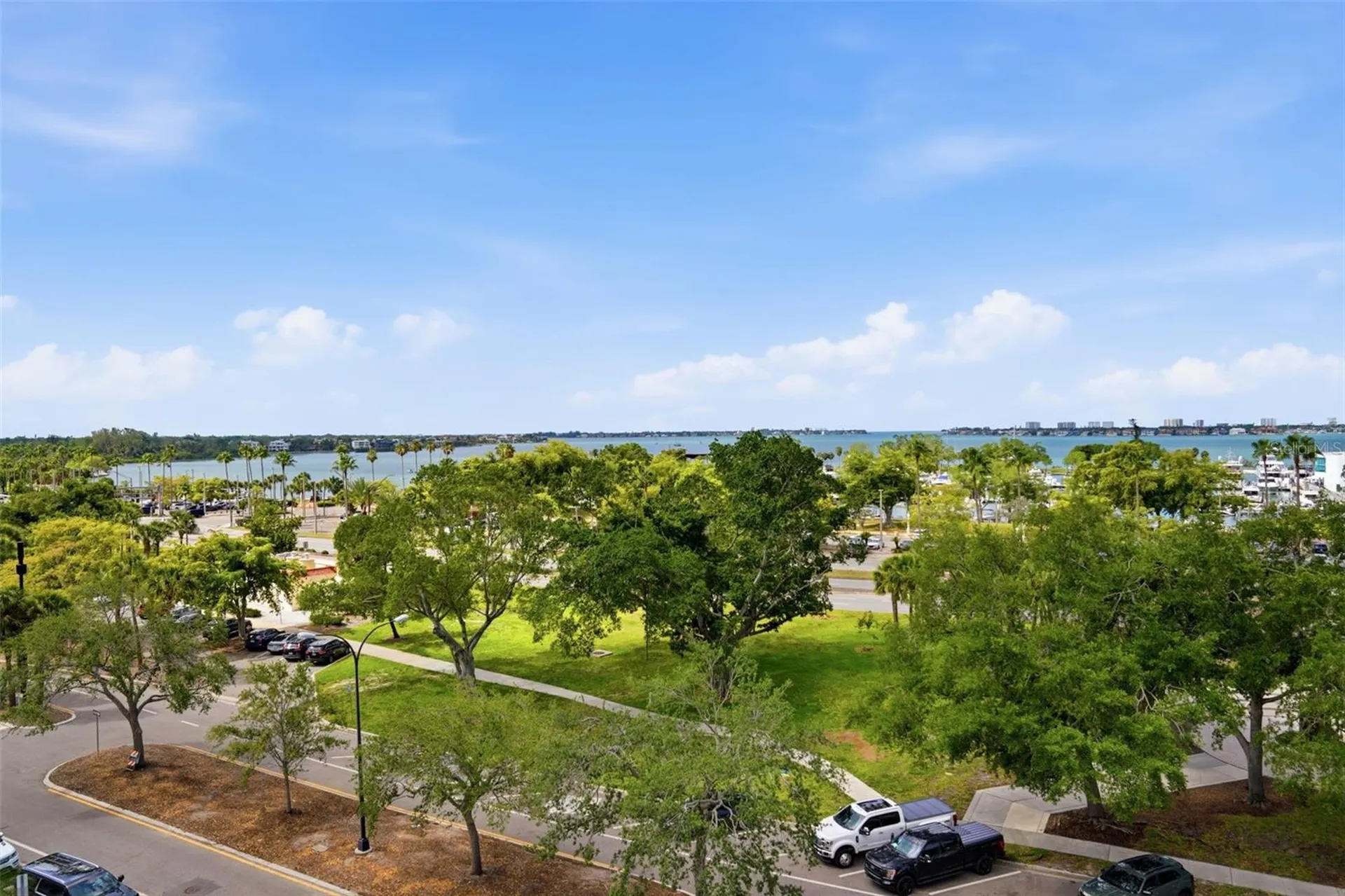 33 S Gulfstream Avenue Sarasota FL 34236